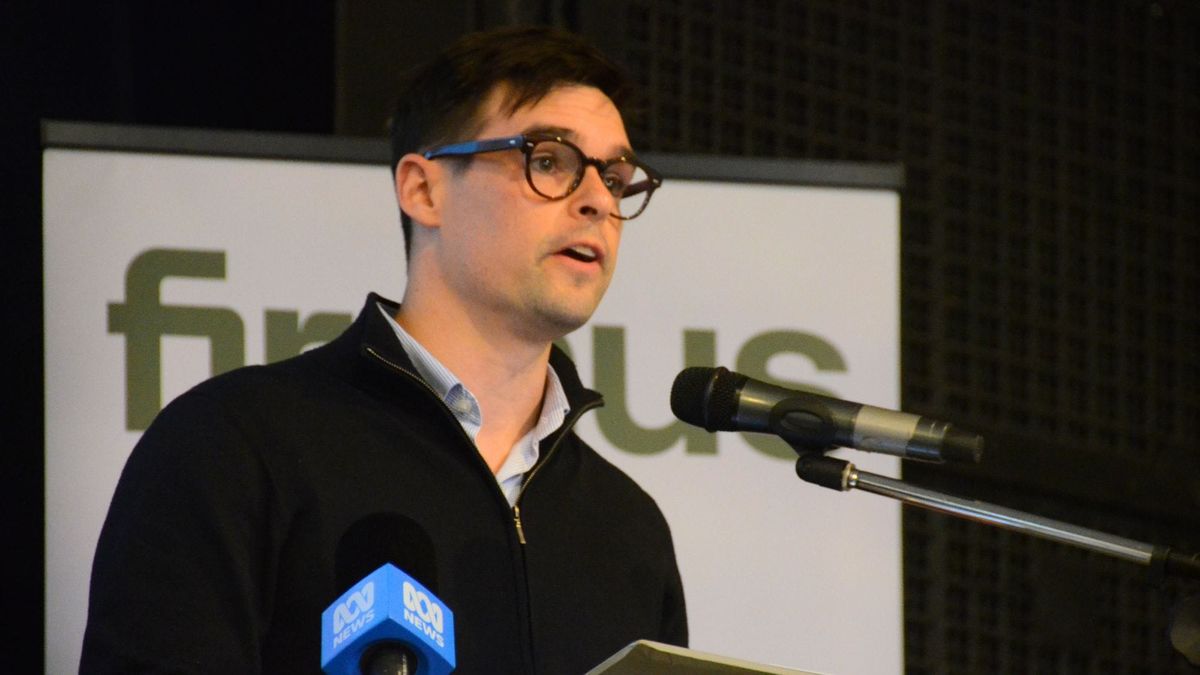 Questions abound at Tailem Bend AI factory meeting