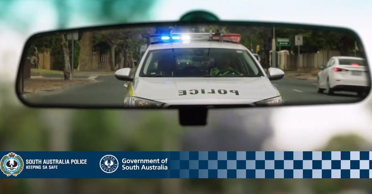 Police news: Driver was drunk before he left the bottle-o