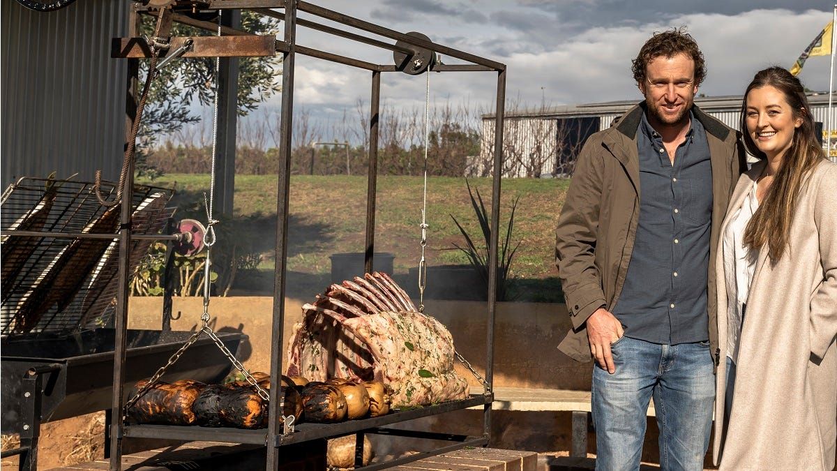 Australian food royalty feasts on Mypolonga's finest produce