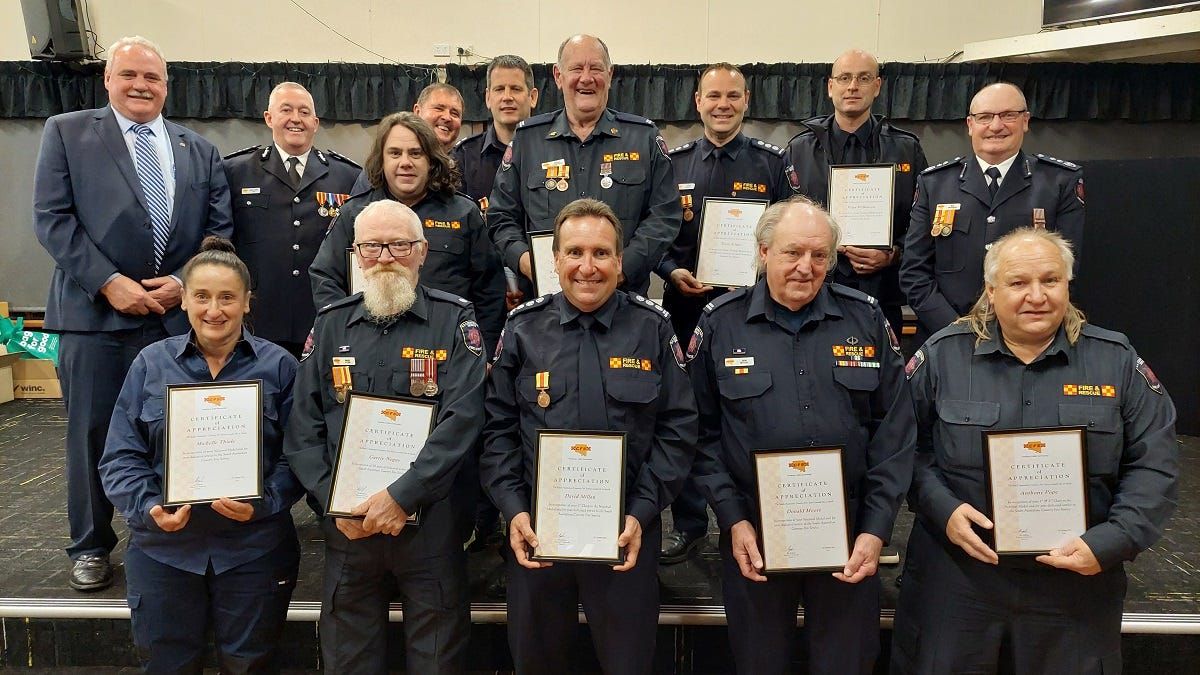 Swanport group’s CFS firefighters recognised for 1000 years of service