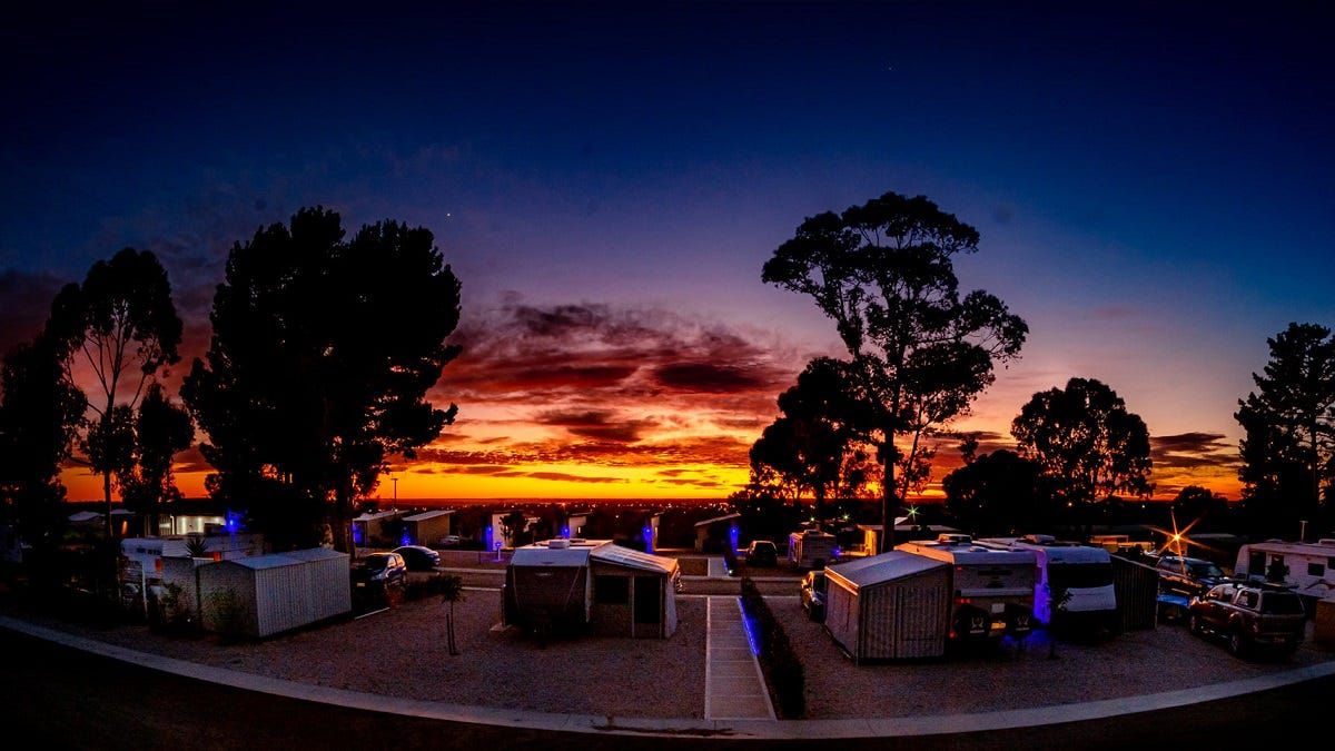 Luxury cabins planned at Murray Bridge Tourist Park