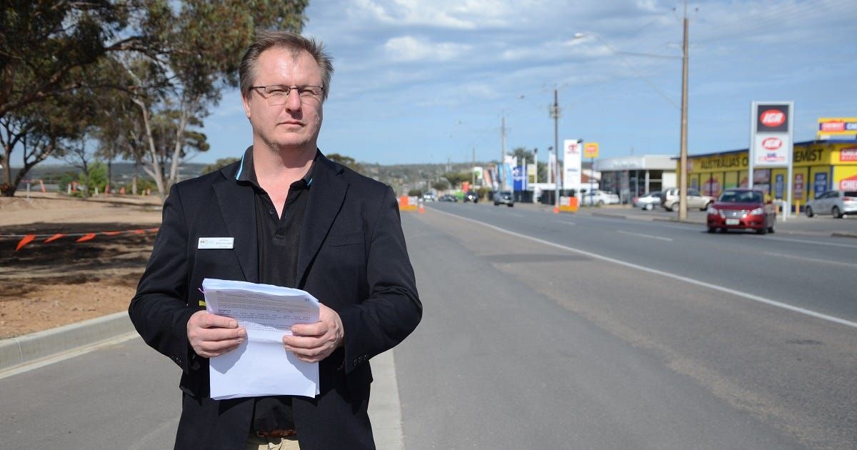 Dear DIT: Adelaide Road needs a right-hand turning lane