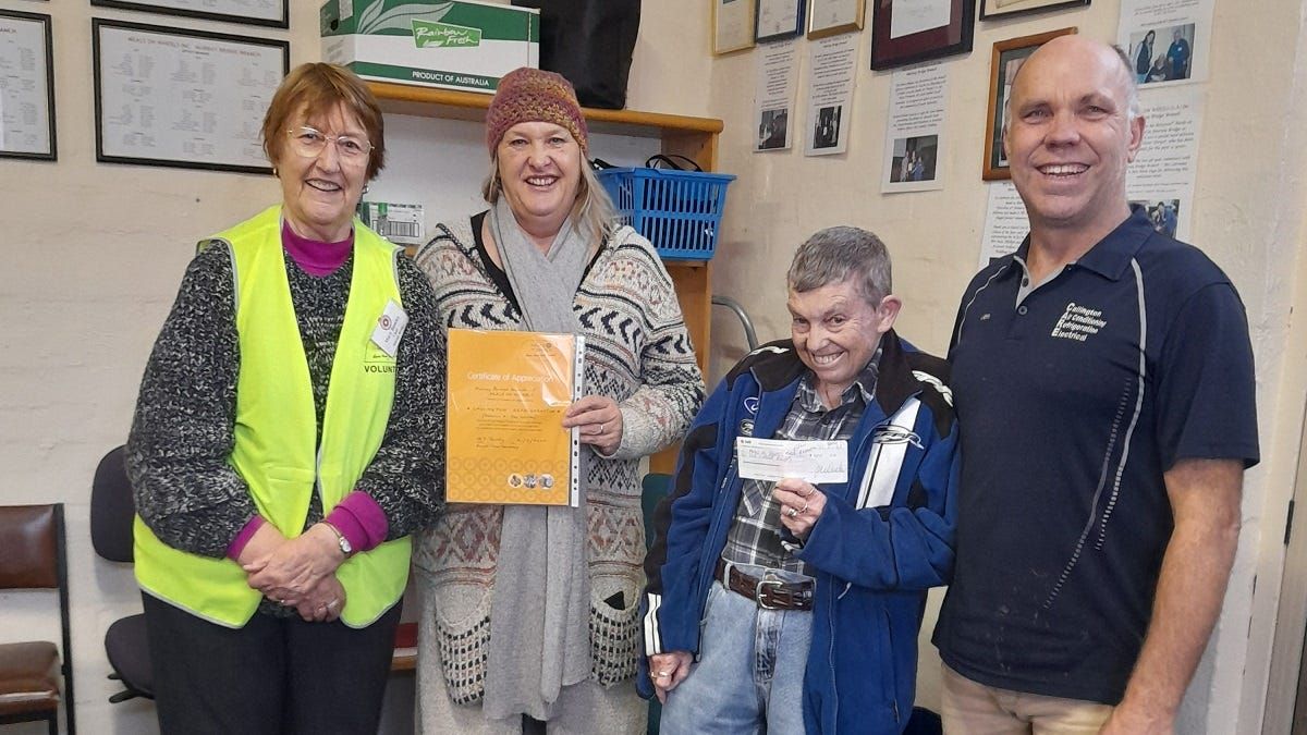 Murray Bridge Meals on Wheels receives $400 donation from new members