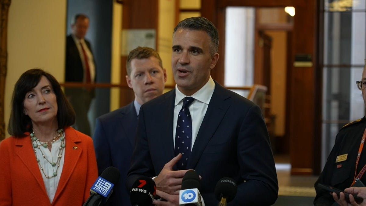 Flood preparations begin as River Murray levels start to rise