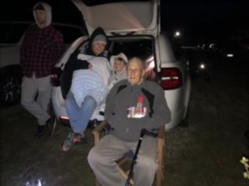 Sounds of Anzac Day projected across River Murray for Wellington WWII veteran