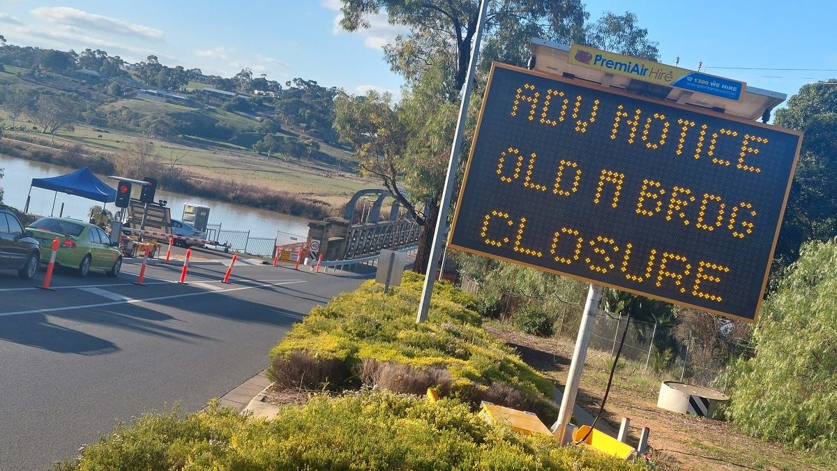 Old Murray Bridge will be closed on four days in early October