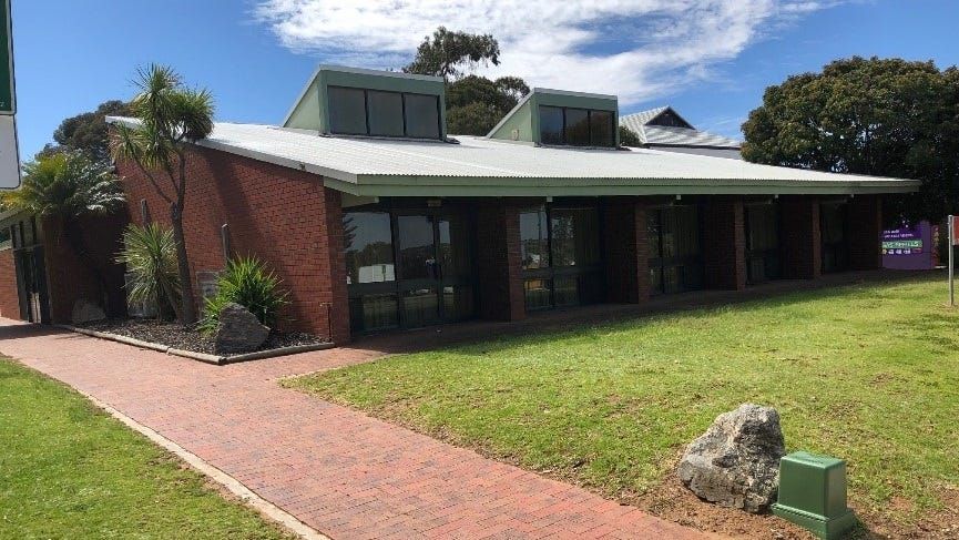 New tenant sought for Edwards Square clubrooms