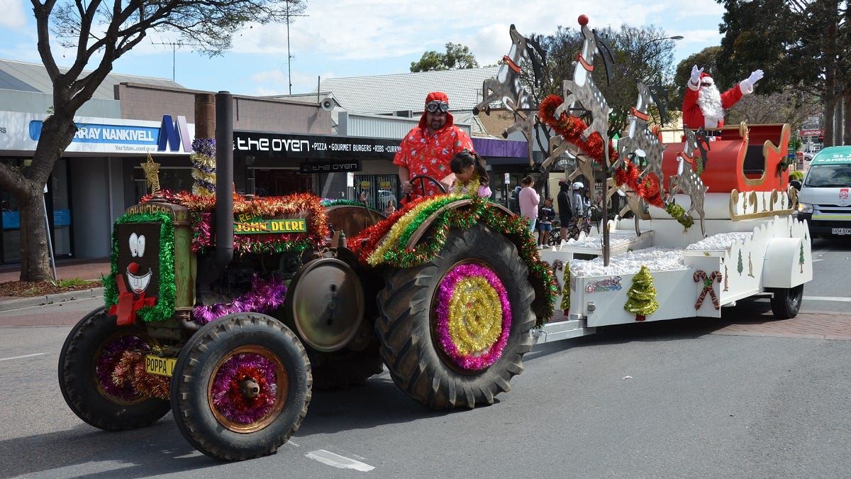 Murray Bridge Christmas parade returns to the streets