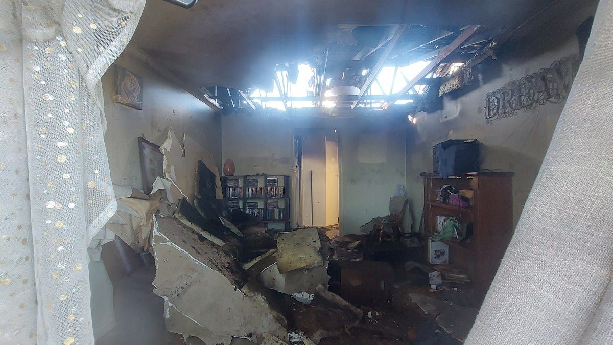 Family escapes house fire on Plover Court, Murray Bridge