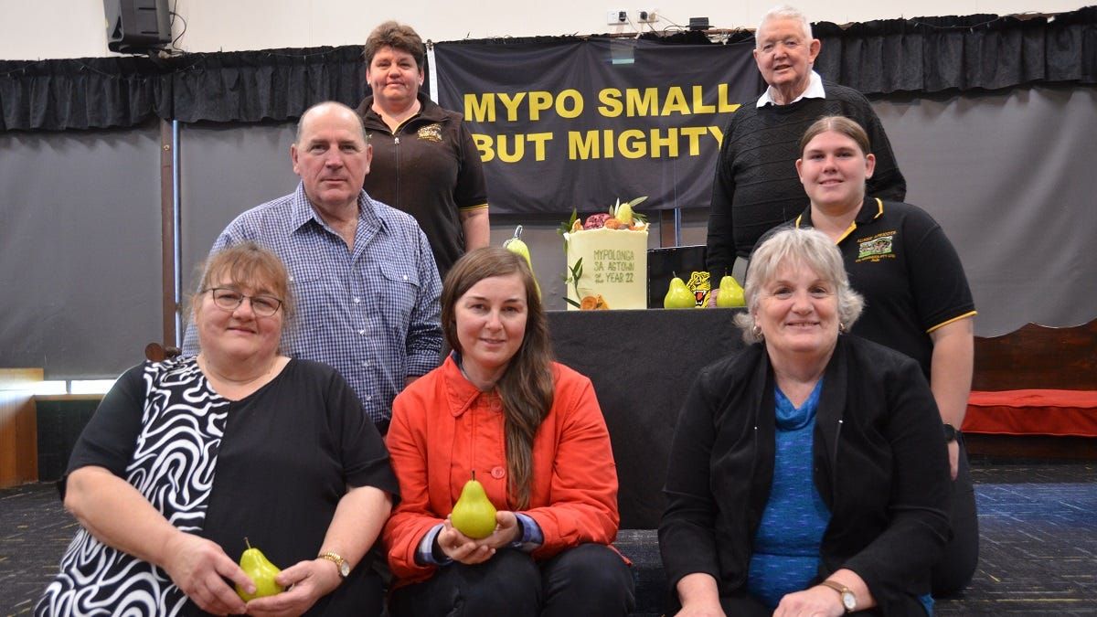 Mypolonga celebrates 2022 ag town of the year win