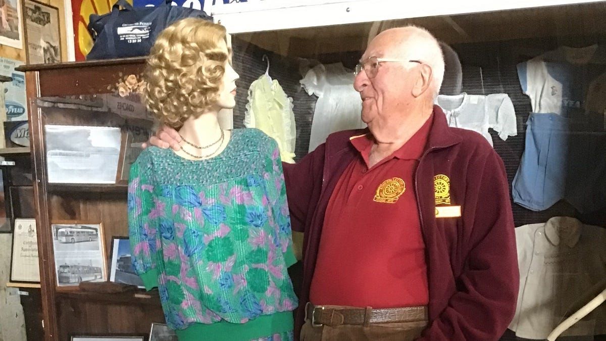 Murray Bridge car club makes odyssey to Port Pirie