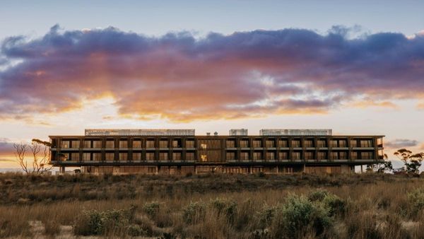 Luxury hotel at Monarto Safari Park put up for sale
