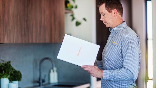 I’ve fallen in love with a house … How much should I offer?