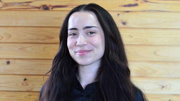 Izel Gordon says thank you, Murray Bridge News