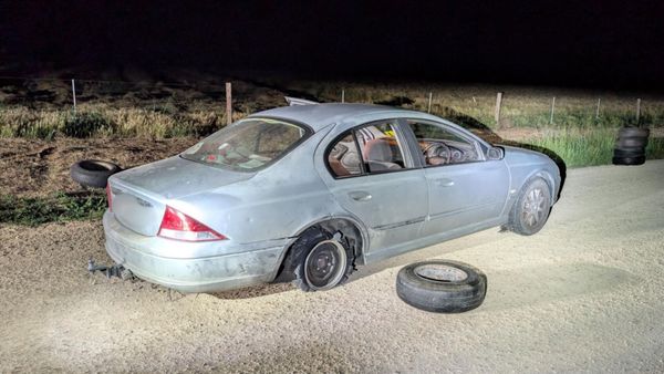 Teen trashes his Falcon doing burnouts at Rockleigh