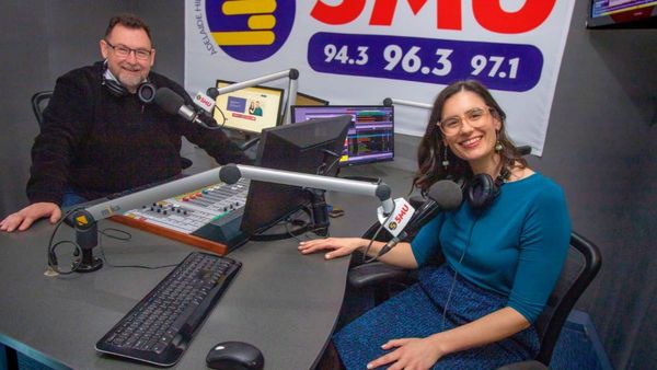 5MU’s Adam and Jennie celebrate their 1000th show