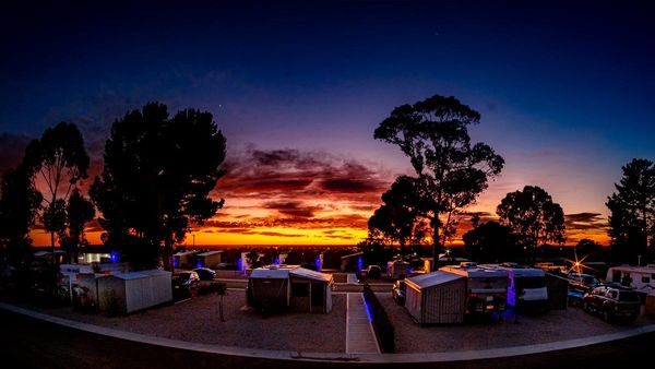 Luxury cabins planned at Murray Bridge Tourist Park