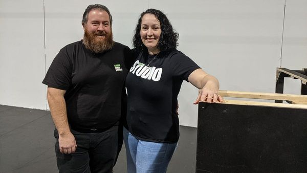 Come and Try ... a sing and a dance with Green Wall Studio 