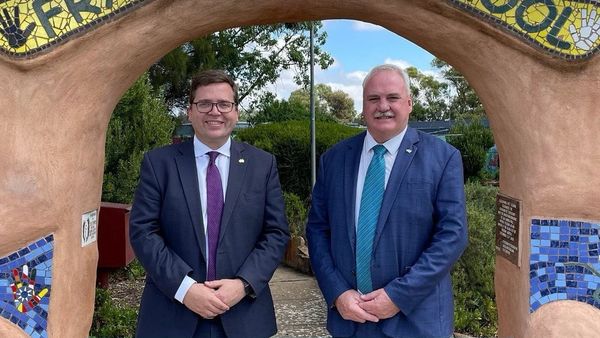 Liberals promise $2.8 million for Fraser Park, Tailem Bend schools