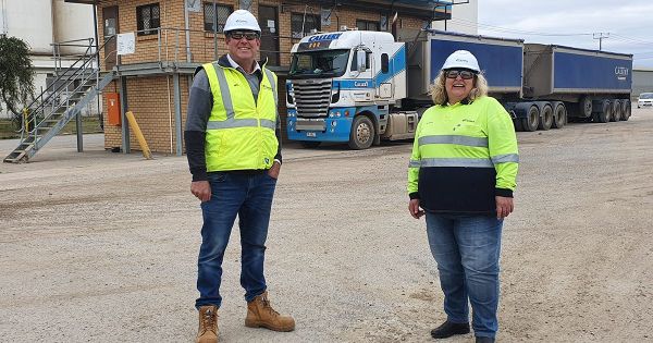 Chickens, potatoes and grain: seasonal jobs available in the Murraylands