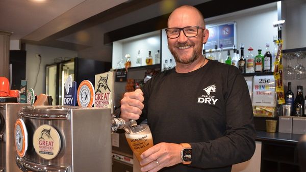 Murray Bridge Club reopens after 65 days behind a flood barrier