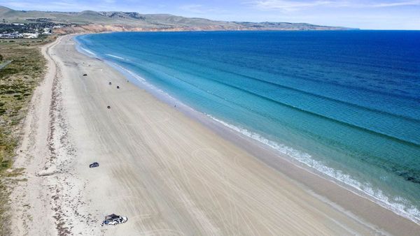 Murray Bridge man suspected to have drowned at Aldinga Beach