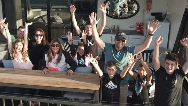 Scrambling for a school holiday idea? It’s not too late to book a houseboat