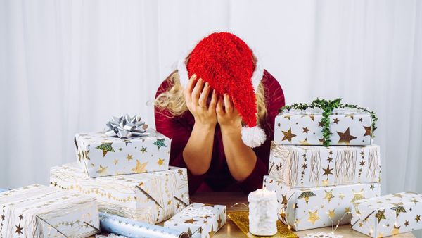 Holiday De-Stress: Tips for a Mentally Healthy Holidays