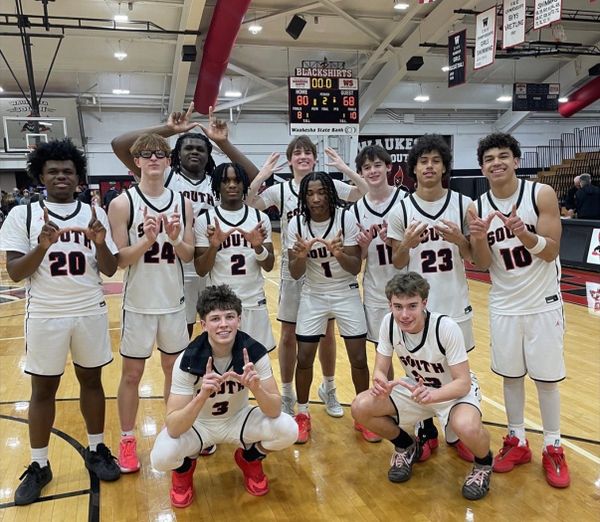 Fast Start Fuels ‘Shirts Past North Behind DeGeorge’s 30-Point Night