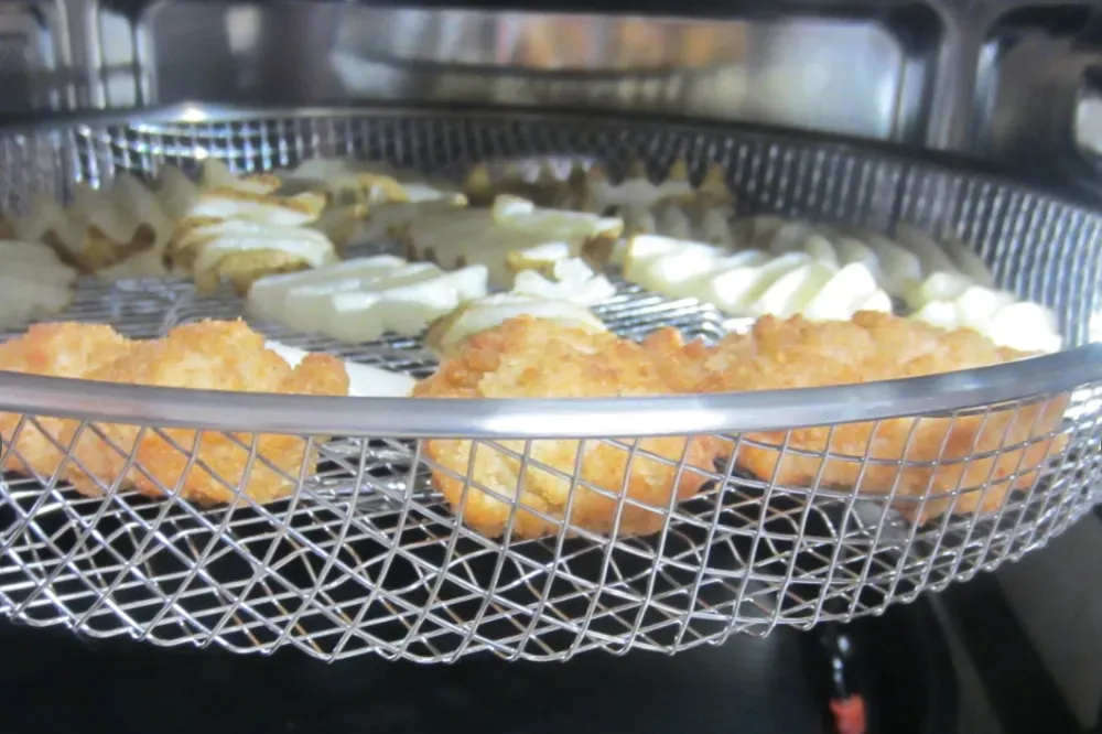 What are the pros and cons of the microwave air fryer combo