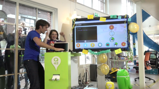 Smart Life: Nederlands’ eerste Computational Thinking lesprogramma door Blink, CodeUur en Q42