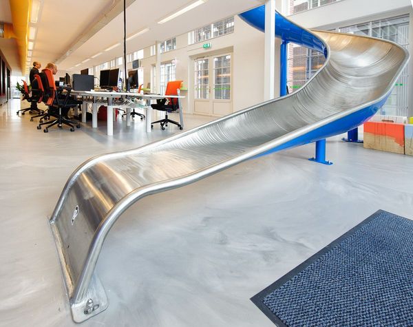 Q42 opent vestiging in Amsterdam