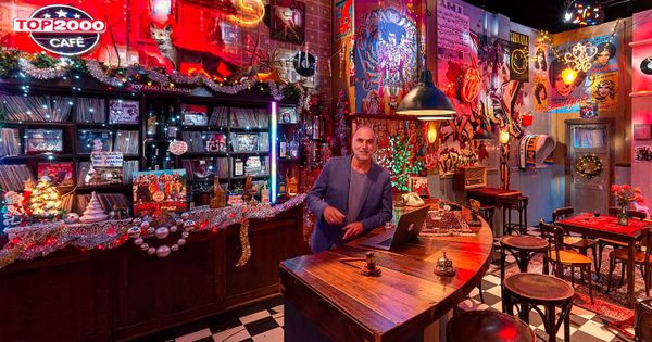 Live pubquiz met Leo Blokhuis in het Top 2000 online café