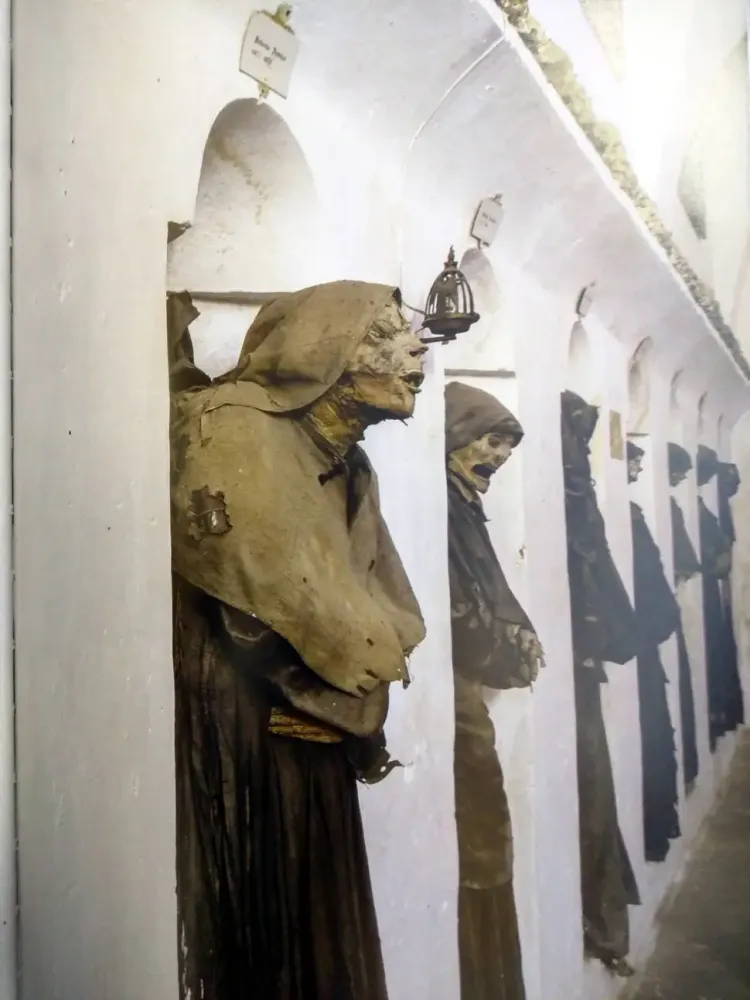 Ecce Mortem