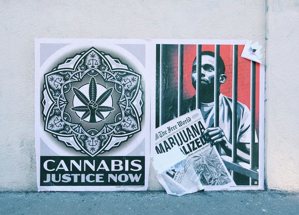 Marijuana Rescheduling Won't Free a Single Person Still Imprisoned for Cannabis