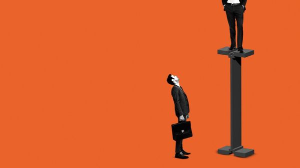 Experienced AI Users Are 10% More Effective Than Newcomers. That Gap Is Already Sorting Workers Into New Economic Classes.