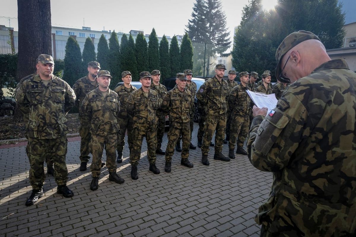Týden v kraji: Krnov hloubí tůně, Opava opravuje zimák a Ostrava má nový prapor