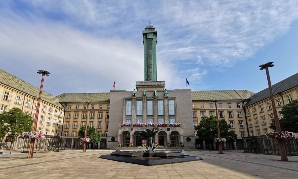 Napjaté zastupitelstvo Ostravy: Šlo o rozpočet i Bedřišku