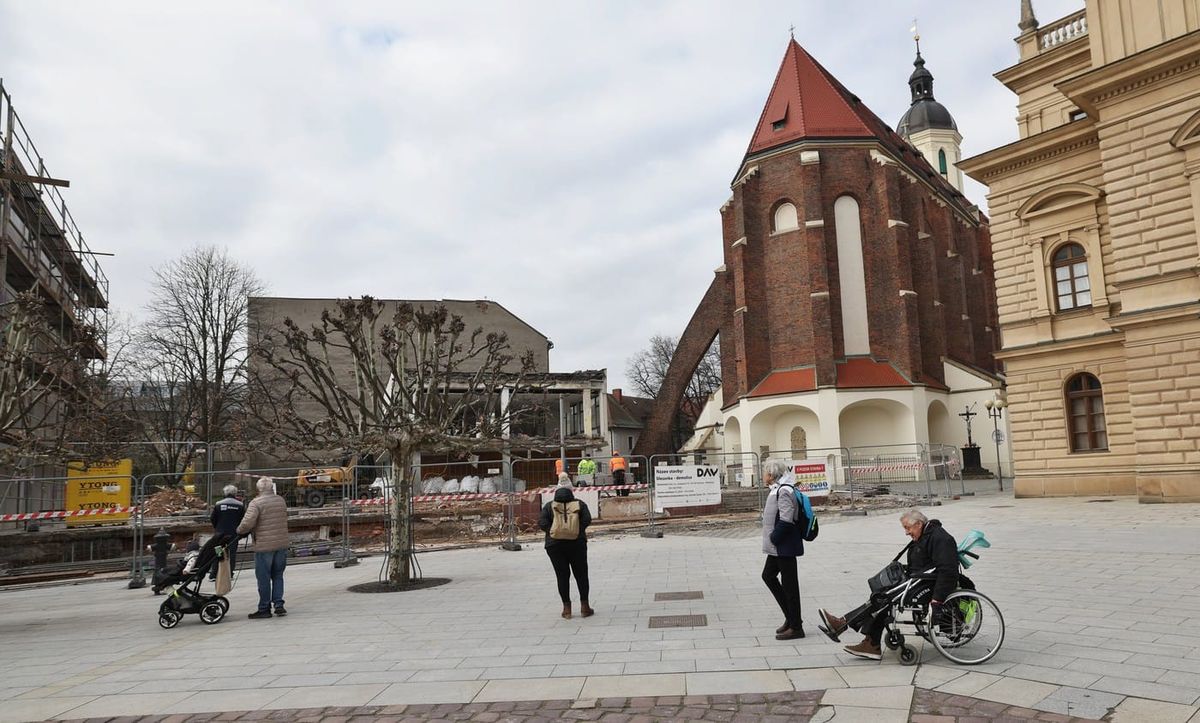 Co bude na místě zbourané Slezanky? Část Opavanů volá po referendu