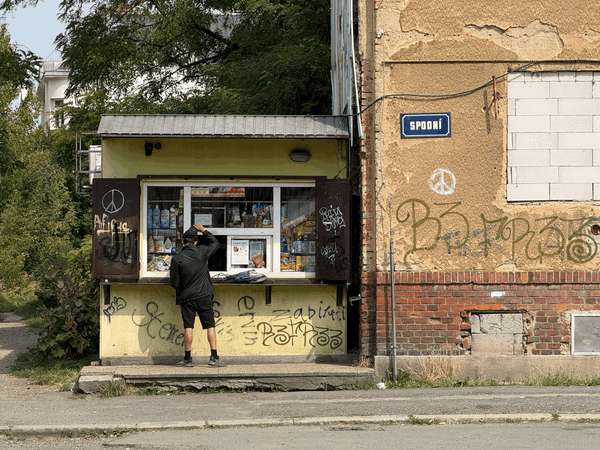 Lidé z vyloučených lokalit nechtějí volit. Politici se o ně nezajímají a neřeší jejich problémy