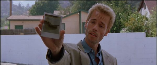 보이지 않는 일을 보이게 하는 법