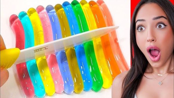 떨어지는 과일과 터지는 거품