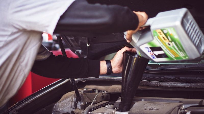 Changing the oil in a car