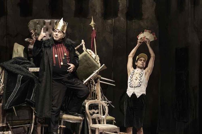 A ‘maranza’ madman for a cartoon King Lear