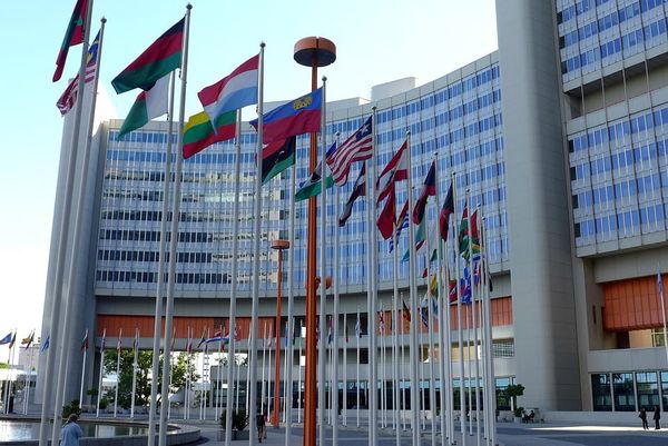 FN Pressar för Palestinsk Stat – Israel bryter mot vapenvila
