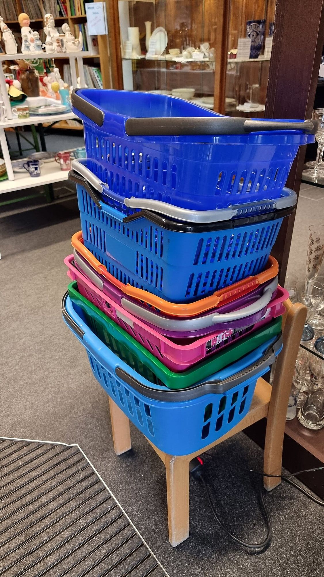 Sahlkamp: 31-Jährige mit Stichwaffe lebensgefährlich verletzt — Täter flüchtig