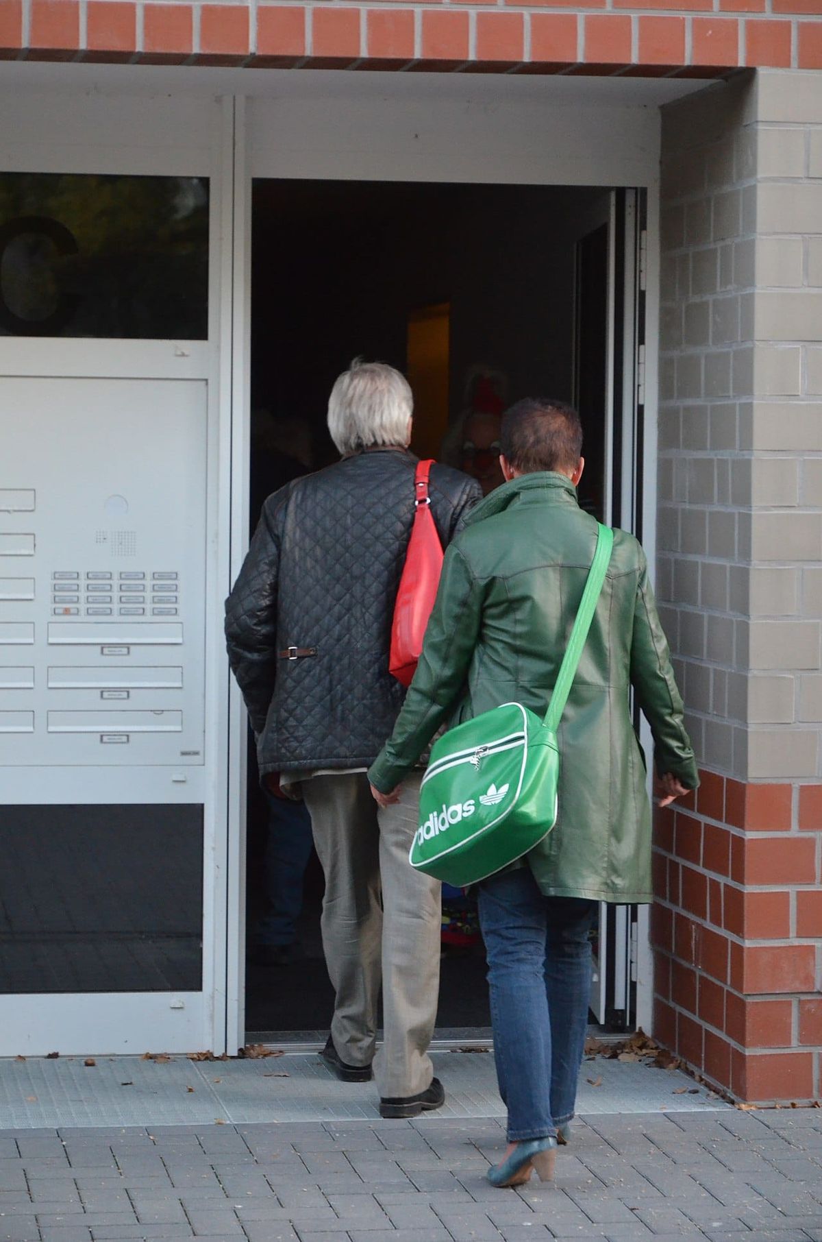 Stadt kürzt Sicherheitsdienst in Unterkünften