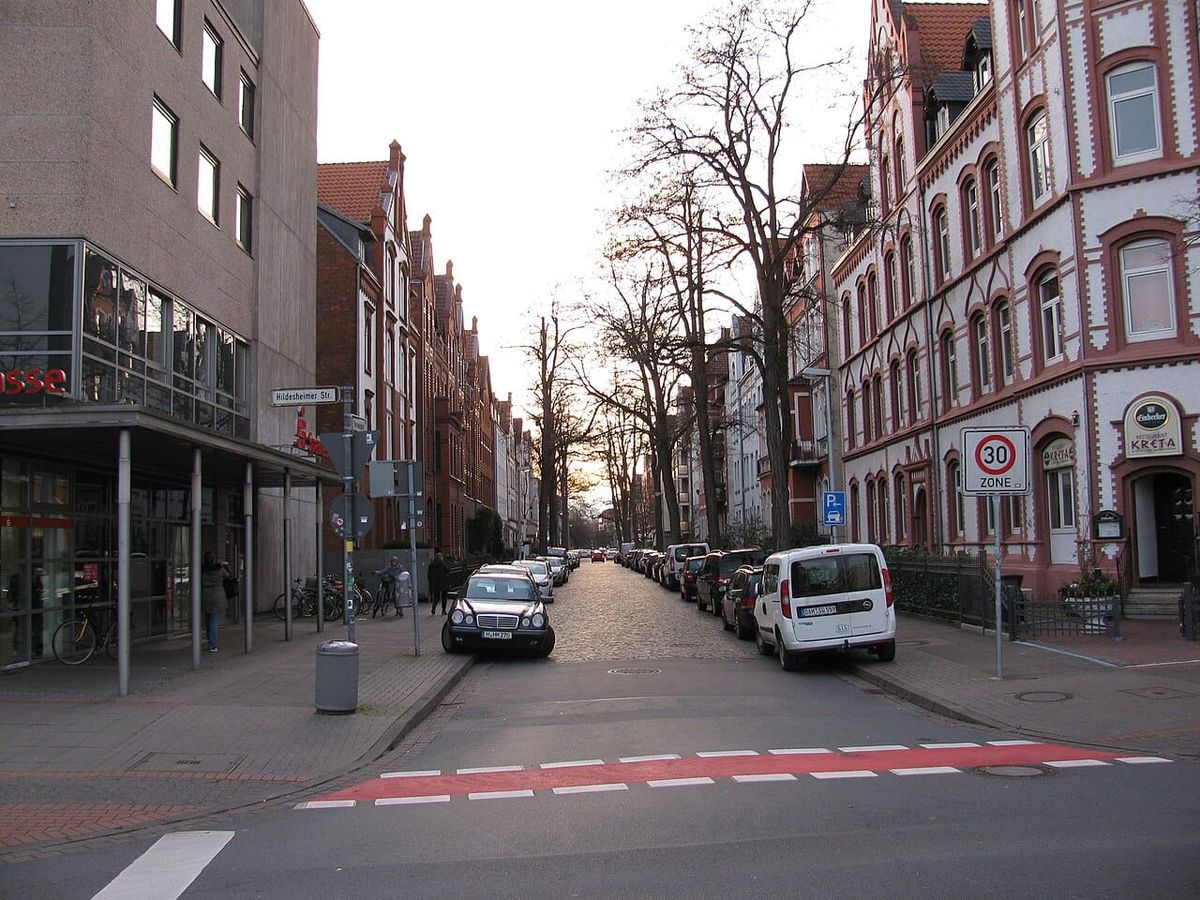 Pop-up-Bibliothek in Döhren: Lesen im ehemaligen Rossmann