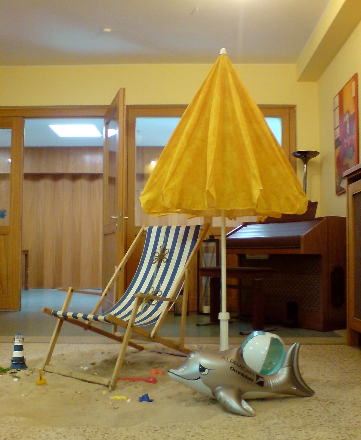 Zehn Fische und eine Garnele überleben Brand an der Grundschule Beuthener Straße