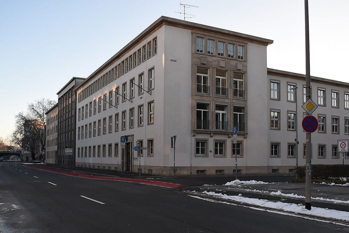 Land finanziert erstmals Prüfungen für nachgeholte Schulabschlüsse